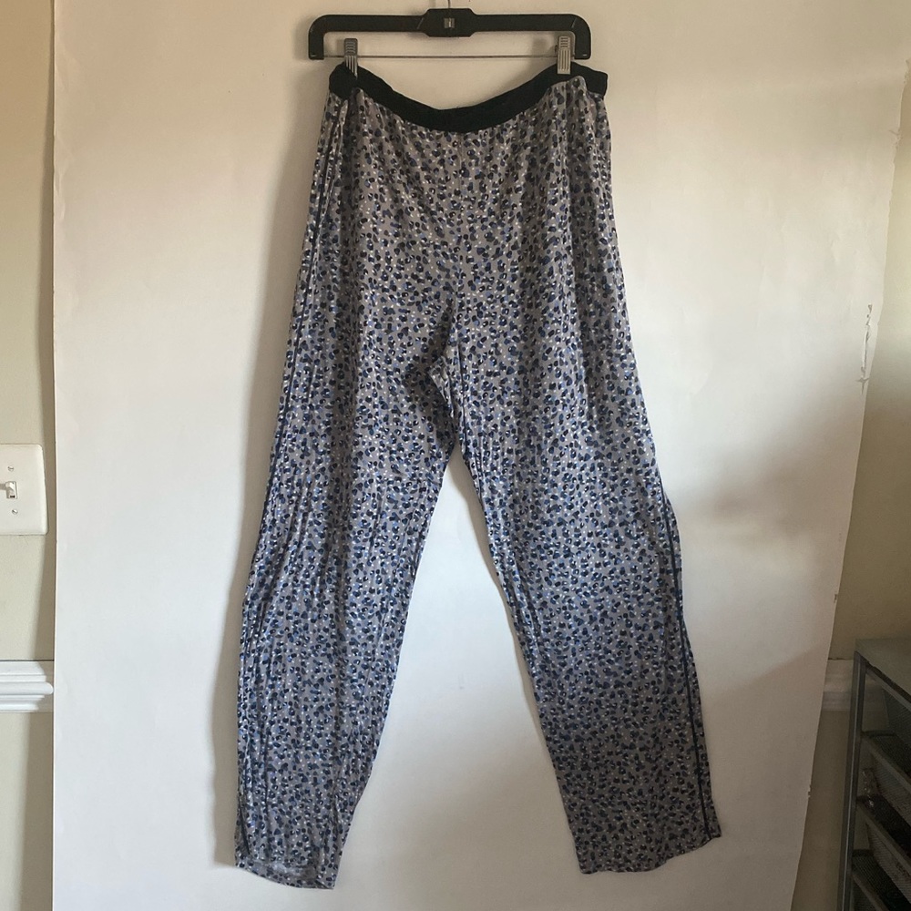 DKNY PRINTED PAJAMA LOUNGE PANTS - Picture 8 of 10